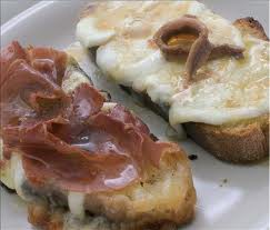 Crostini al pepe